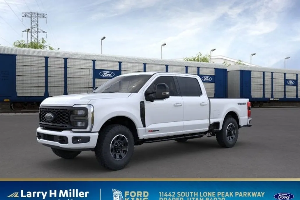 2025 Ford F-350 Lariat photo 1