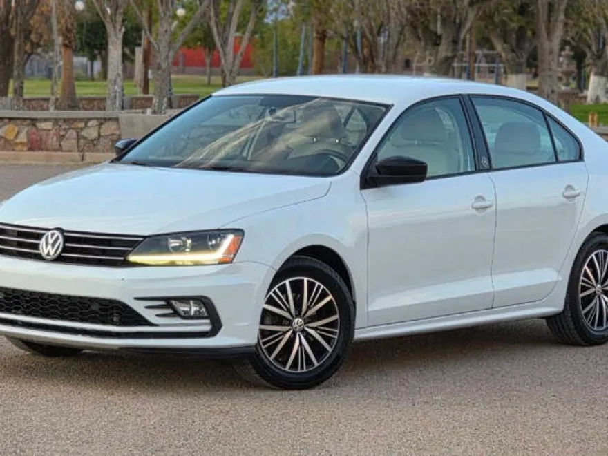 2018 Volkswagen Jetta 1.4T Wolfsburg Edition photo 1