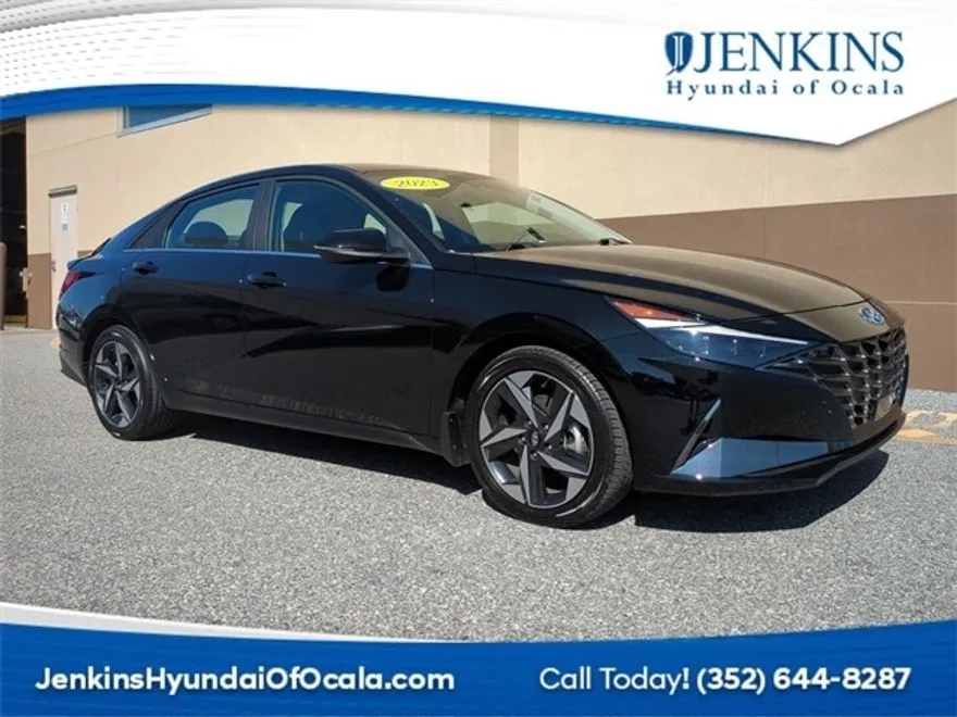 2023 Hyundai Elantra Limited photo 1