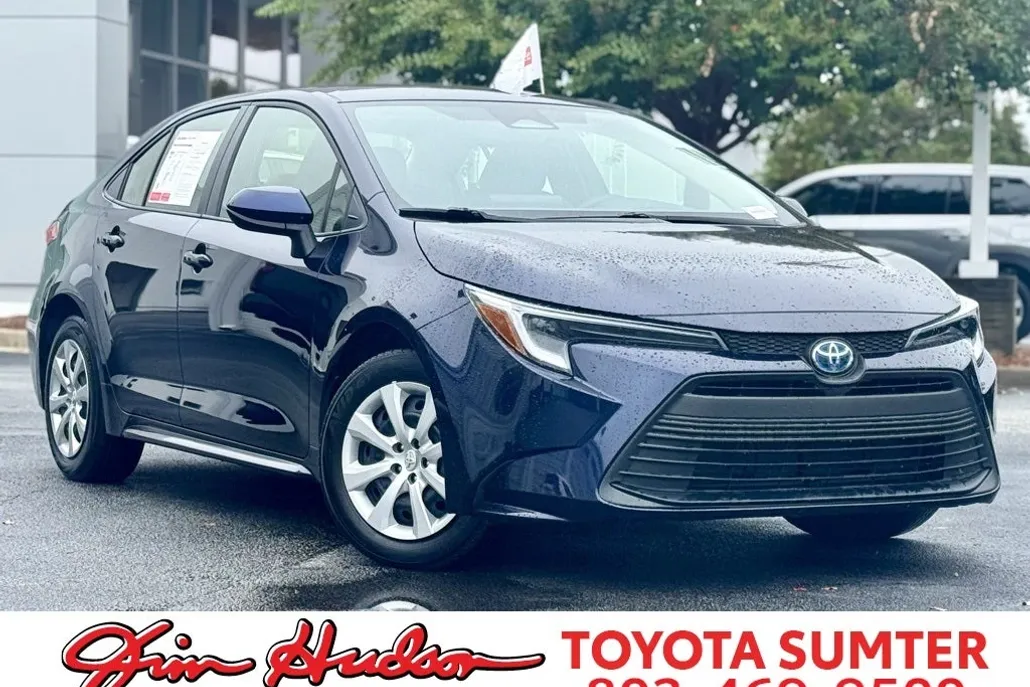 2024 Toyota Corolla Hybrid LE photo 1