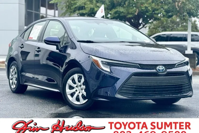 2024 Toyota Corolla Hybrid LE photo 1