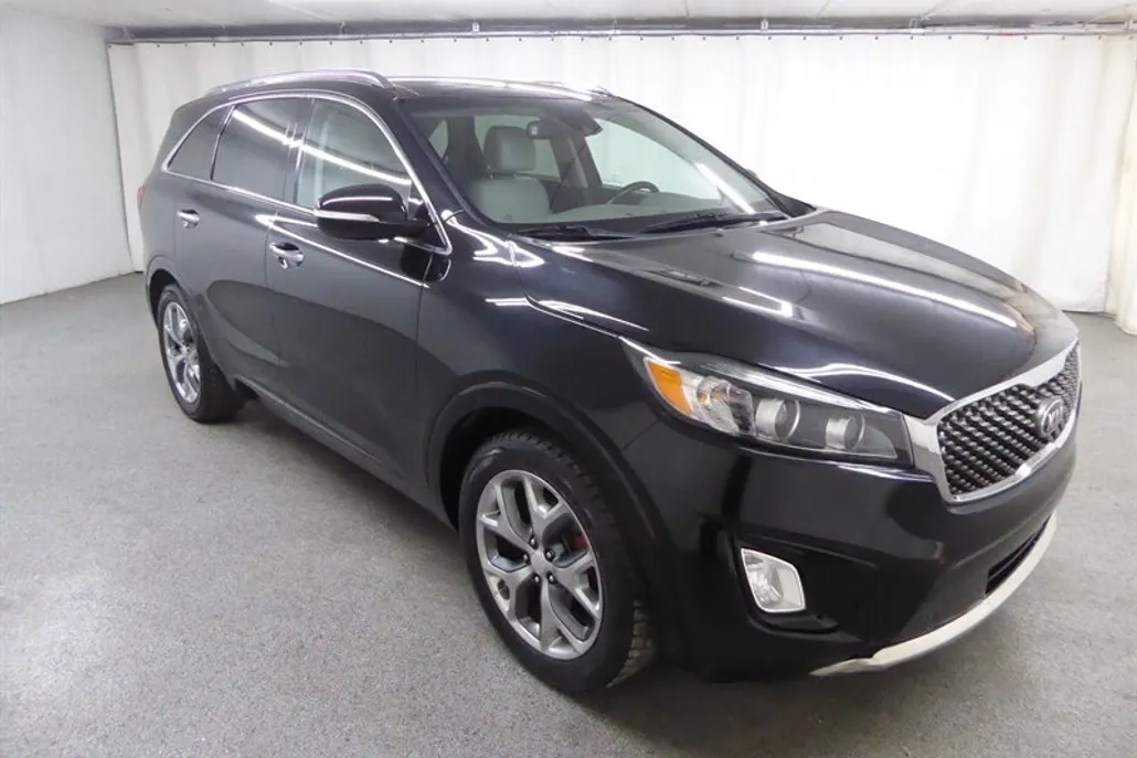 2017 Kia Sorento SX V6 photo 1