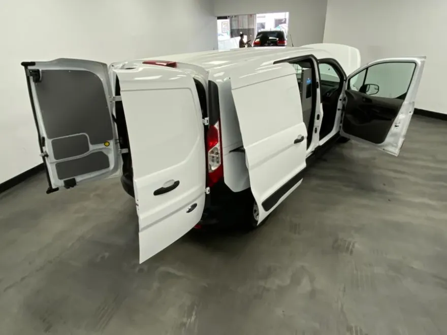 2022 Ford Transit Van XL photo 38