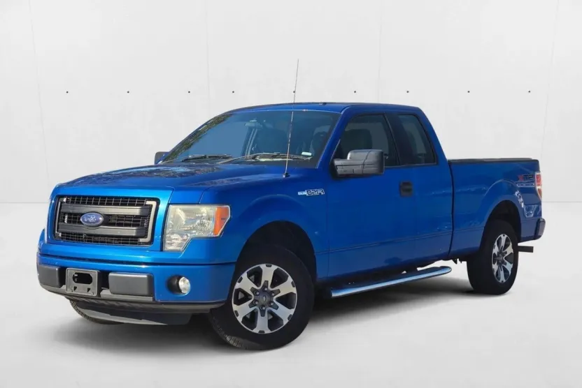 2013 Ford F-150 STX photo 1