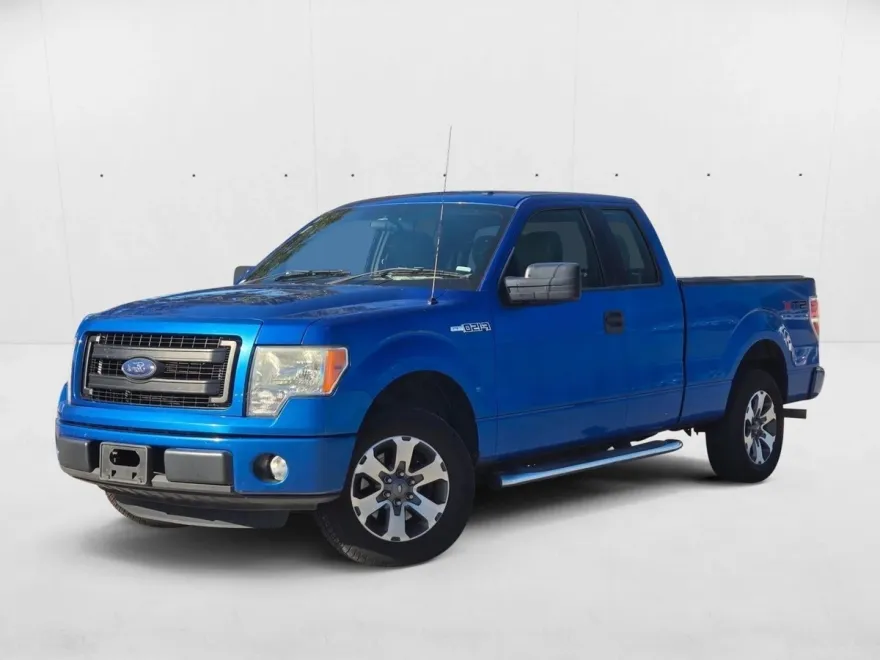2013 Ford F-150 STX photo 1