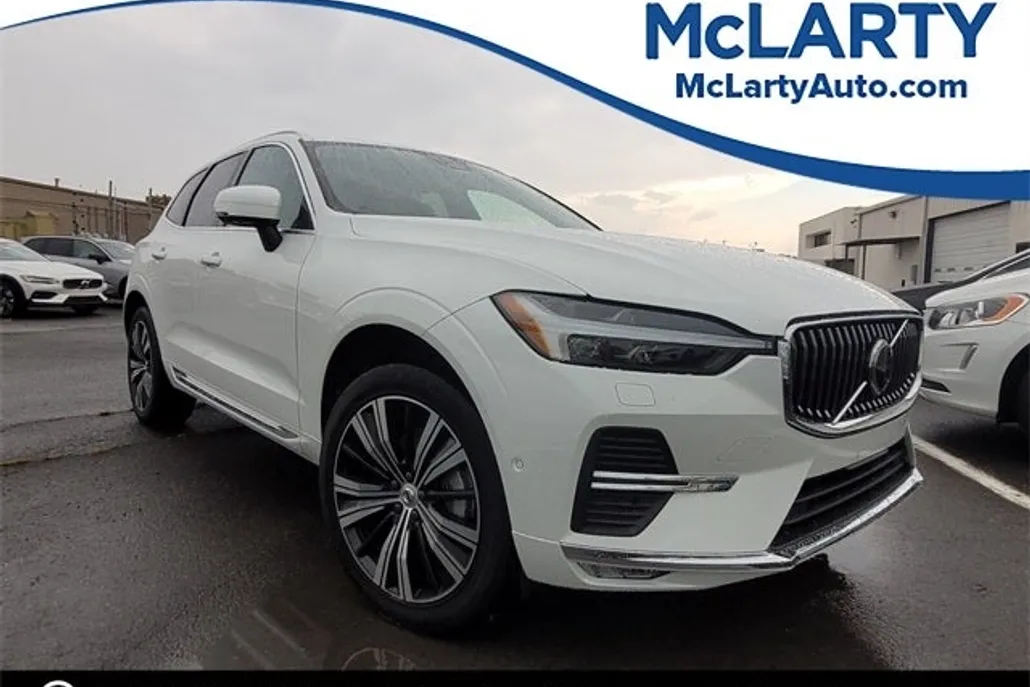 2023 Volvo XC60 B5 Plus photo 1