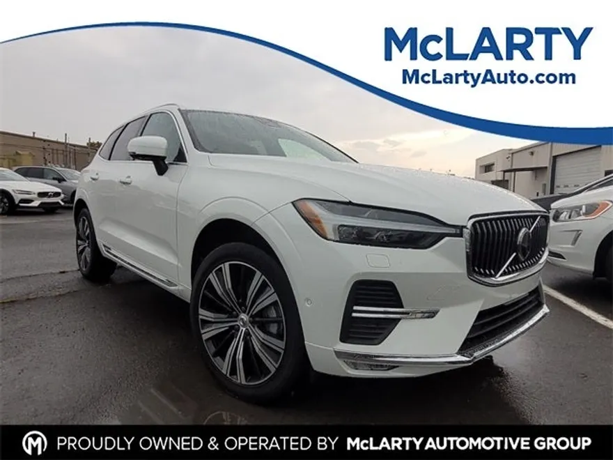 2023 Volvo XC60 B5 Plus photo 1
