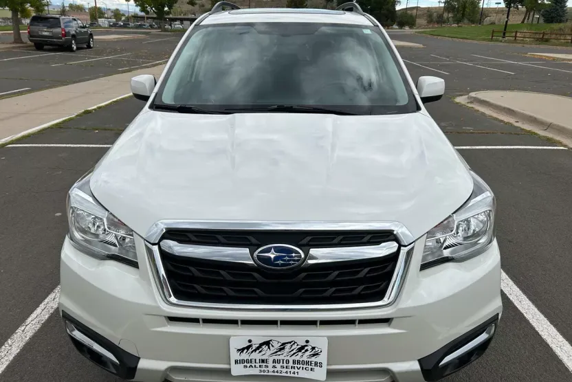 2017 Subaru Forester 2.5i Limited photo 1