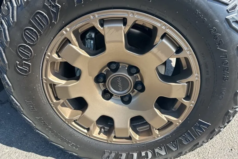2024 Toyota Tacoma Trailhunter photo 1