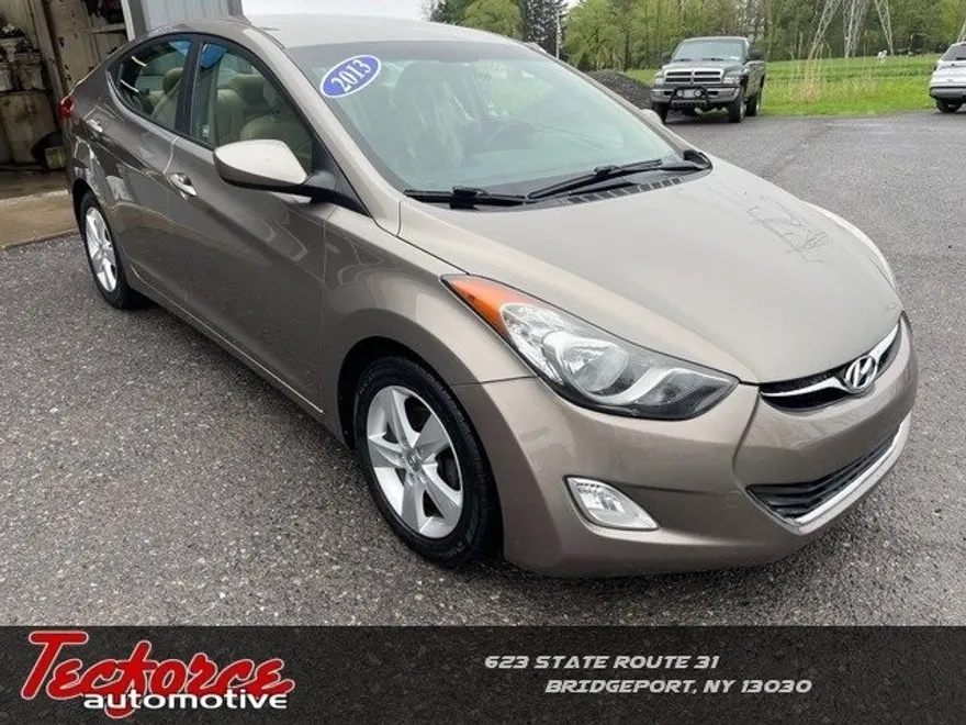 2013 Hyundai Elantra GLS photo 1