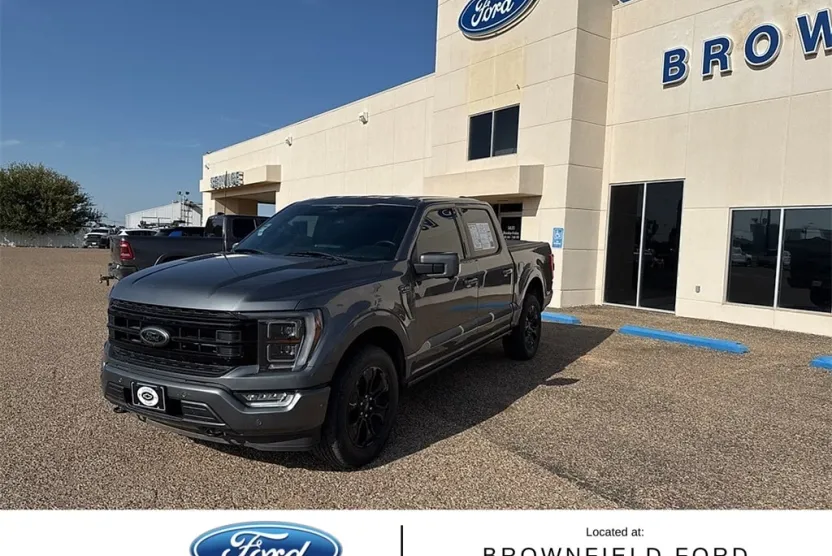 2023 Ford F-150 Platinum photo 1