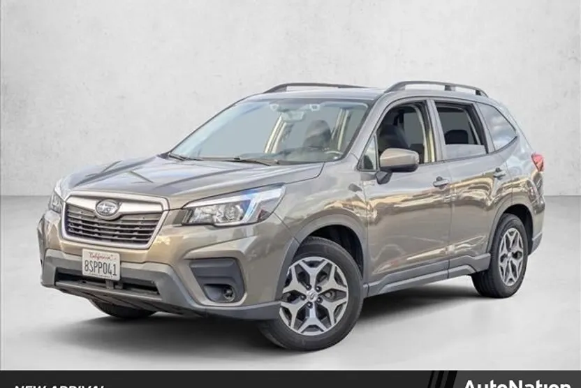2020 Subaru Forester Premium photo 1