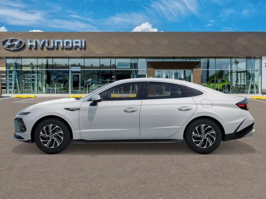 2026 Hyundai Sonata Hybrid Blue photo 1