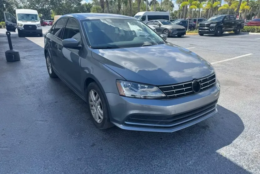 2018 Volkswagen Jetta 1.4T S photo 1