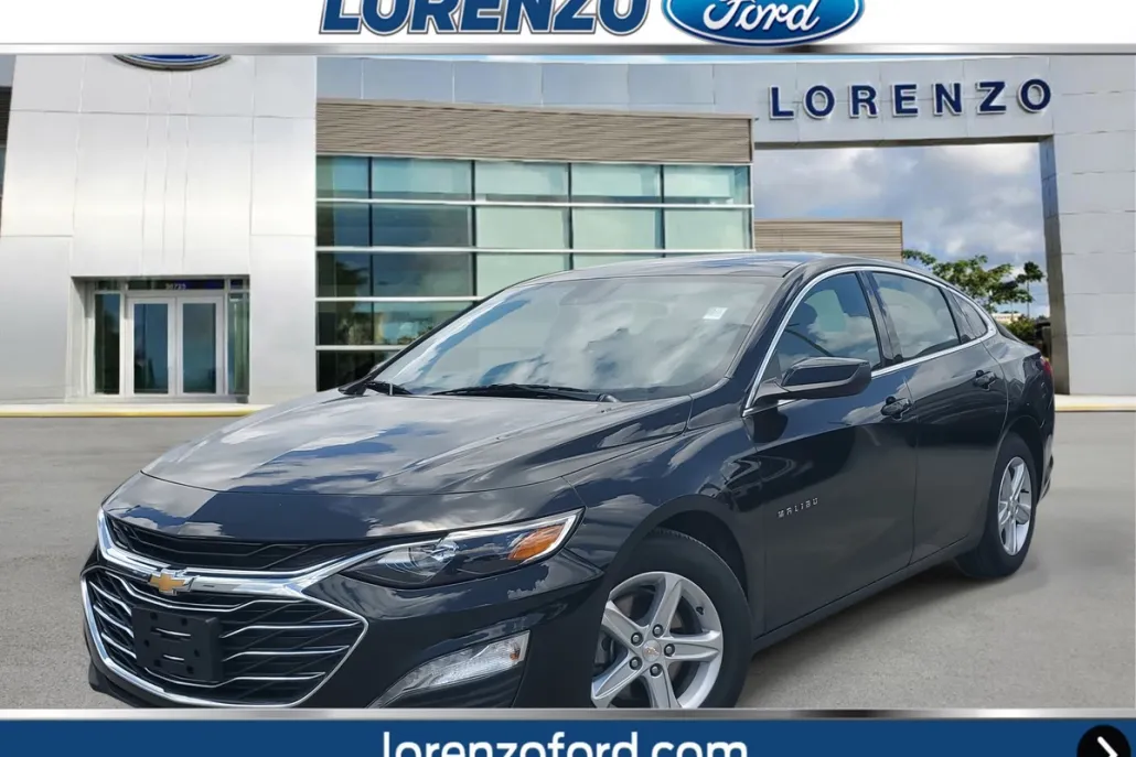 2024 Chevrolet Malibu 1LT photo 1