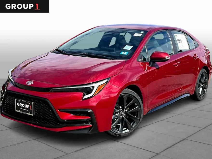 2024 Toyota Corolla SE photo 1