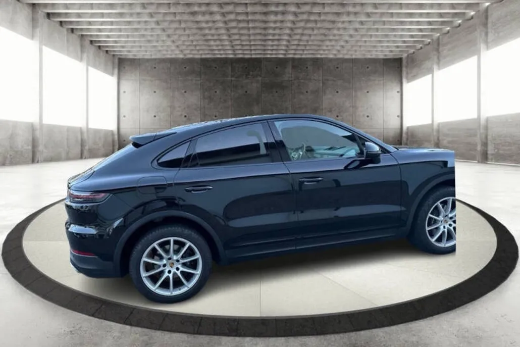 2020 Porsche Cayenne Coupe photo 1