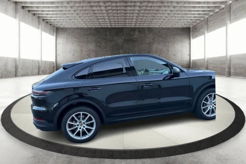 2020 Porsche Cayenne Coupe photo 1