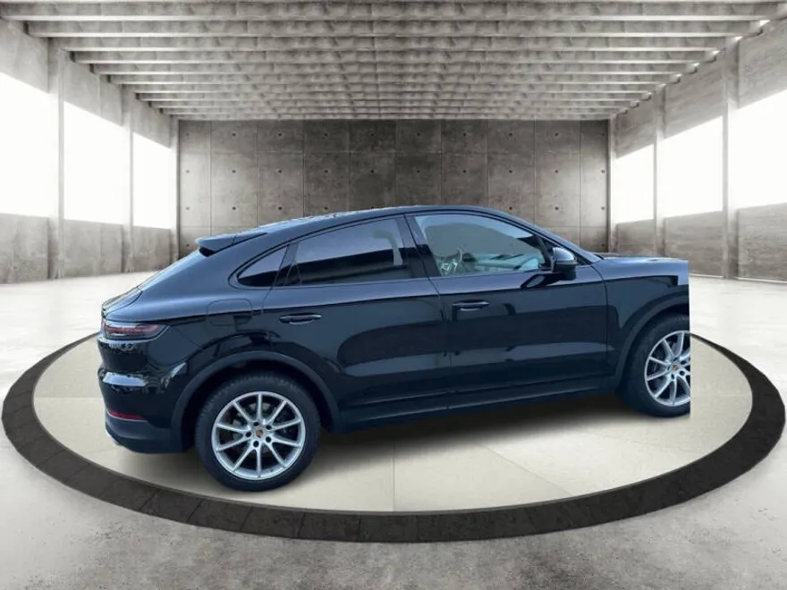 2020 Porsche Cayenne Coupe photo 1
