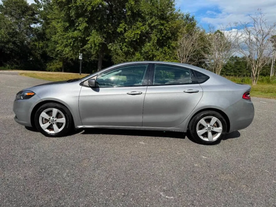 2015 Dodge Dart SXT photo 1