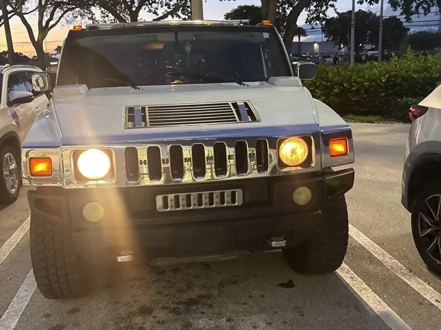 2005 Hummer H2 Base photo 1