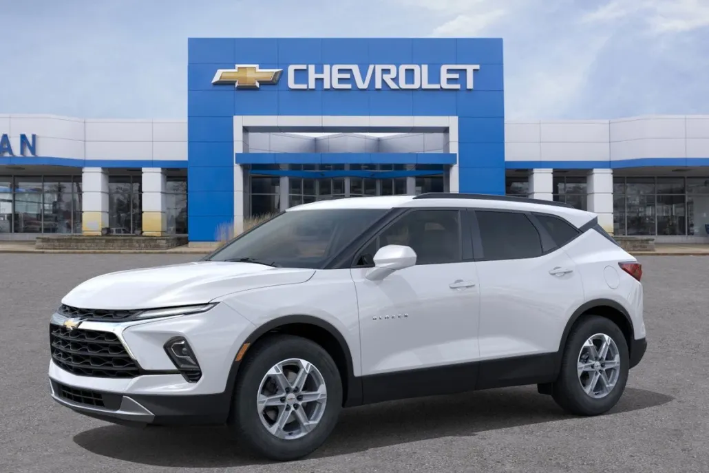 2025 Chevrolet Blazer 2LT photo 1