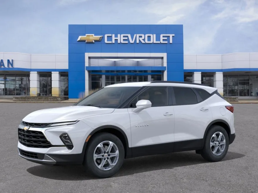 2025 Chevrolet Blazer 2LT photo 1