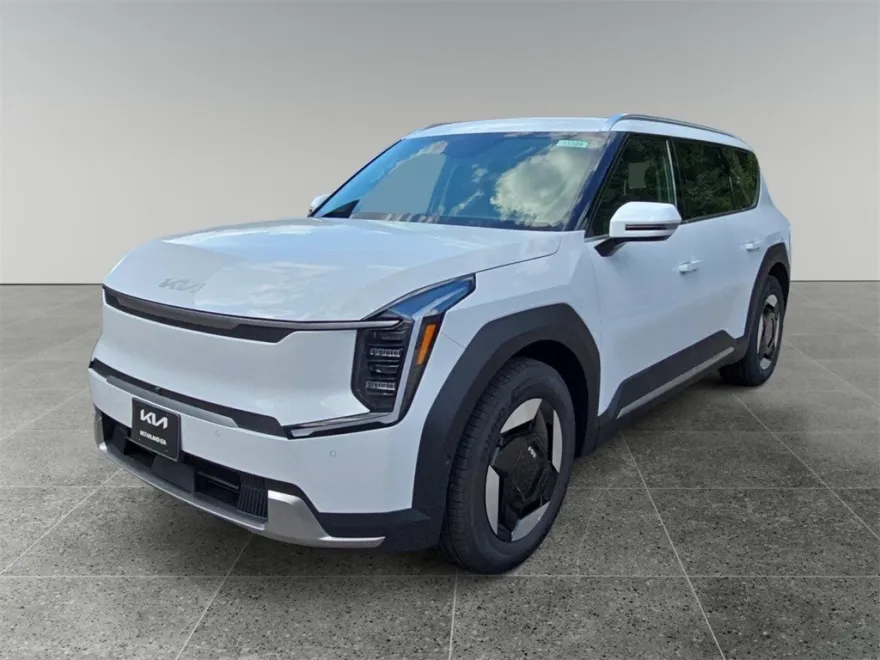 2026 Kia EV9 Wind photo 1