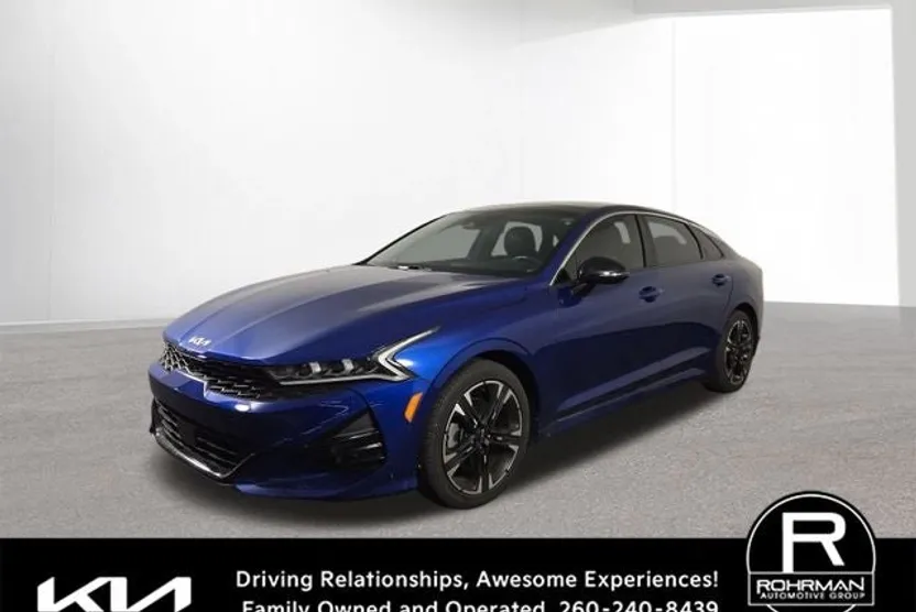 2022 Kia K5 GT-Line photo 1