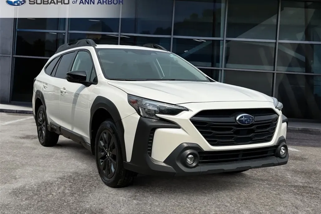 2023 Subaru Outback Onyx Edition photo 1
