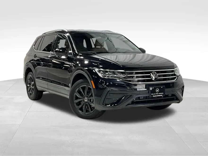 2024 Volkswagen Tiguan SE Wolfsburg Edition photo 1