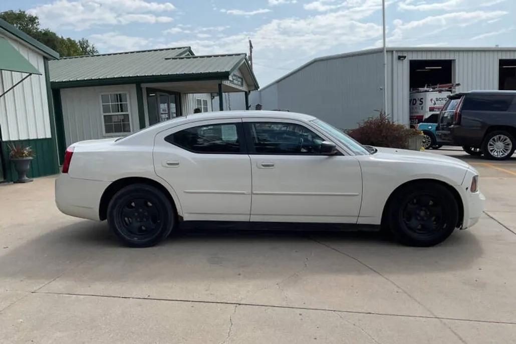 2009 Dodge Charger photo 1