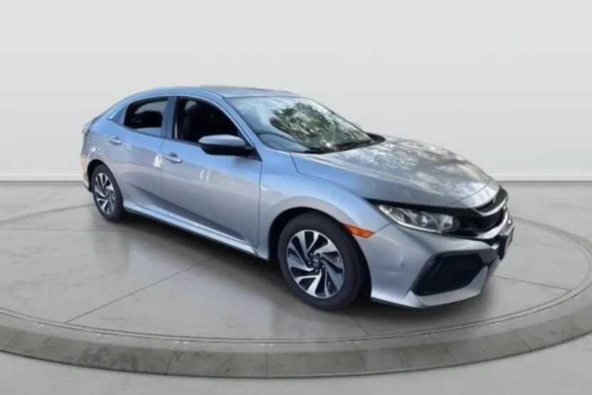 2017 Honda Civic LX photo 1
