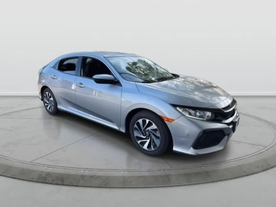 2017 Honda Civic LX photo 1