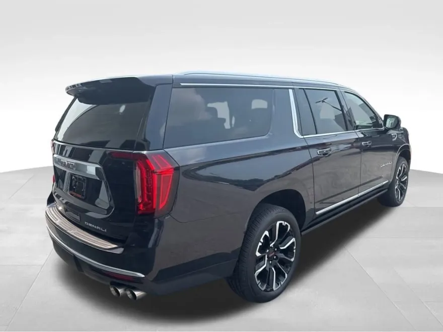 2024 Gmc Yukon XL Denali photo 1