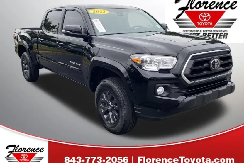 2023 Toyota Tacoma SR5 V6 photo 1