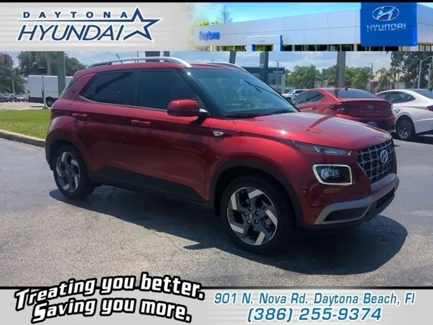 2024 Hyundai Venue Limited photo 1