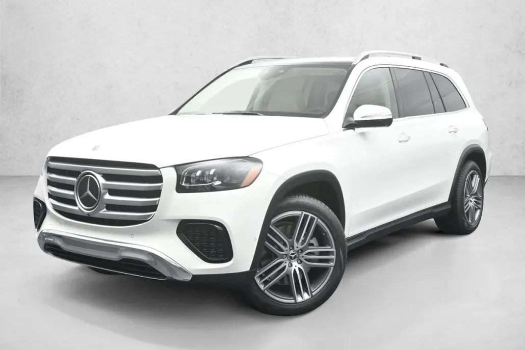 2025 Mercedes Benz GLS 450 4MATIC photo 1