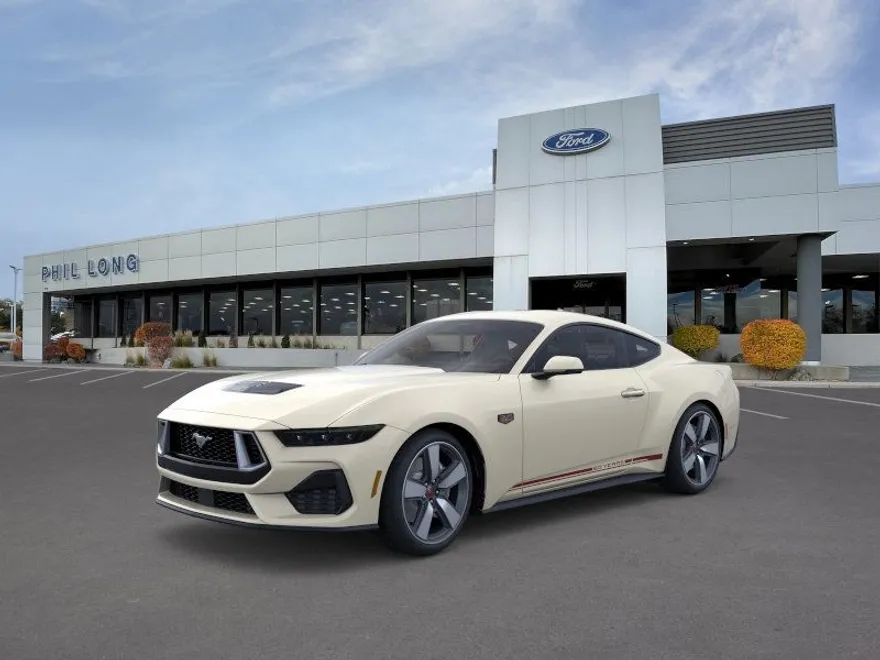 2025 Ford Mustang GT Premium photo 1