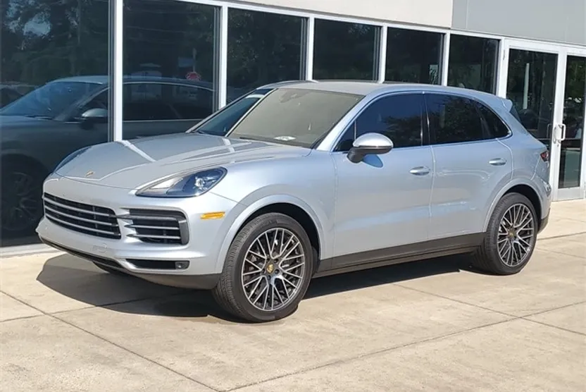 2021 Porsche Cayenne photo 1