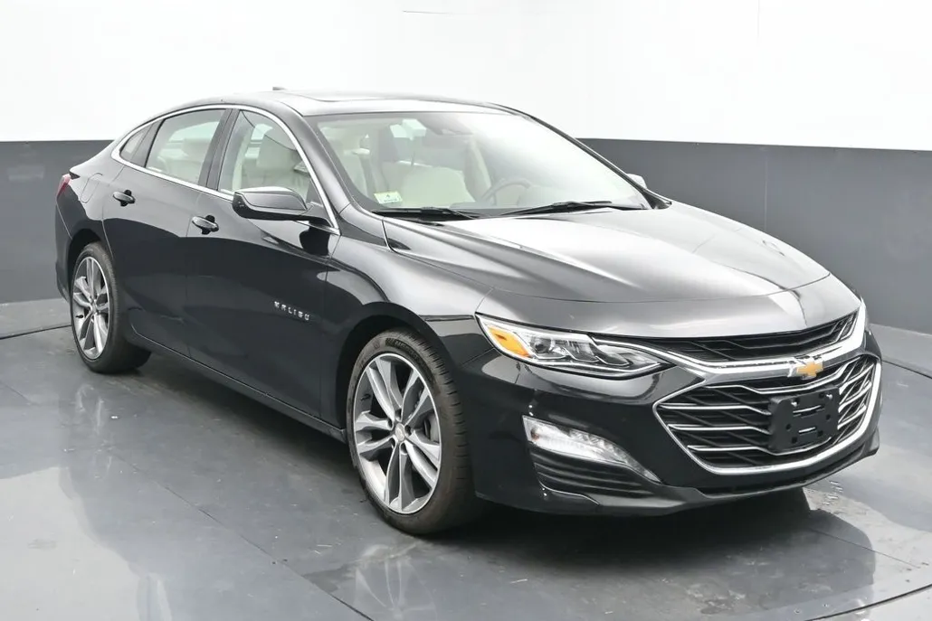 2024 Chevrolet Malibu Premier 2LT photo 1