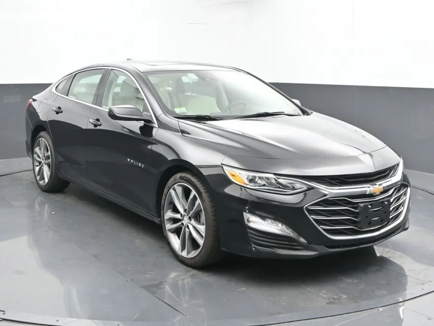 2024 Chevrolet Malibu Premier 2LT photo 1