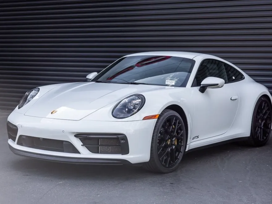 2024 Porsche 911 GTS photo 1