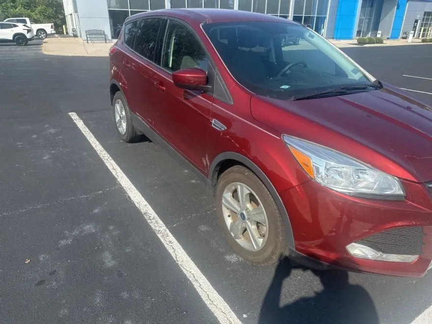 2016 Ford Escape SE photo 1