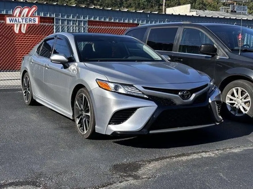 2020 Toyota Camry XSE photo 1