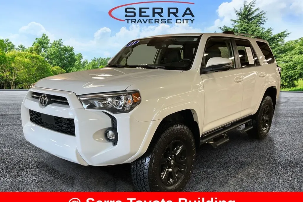 2021 Toyota 4Runner SR5 Premium photo 1