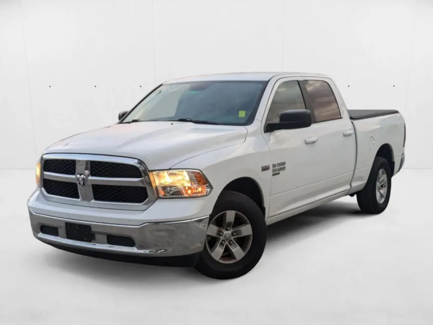 2019 Ram 1500 Classic SLT photo 1