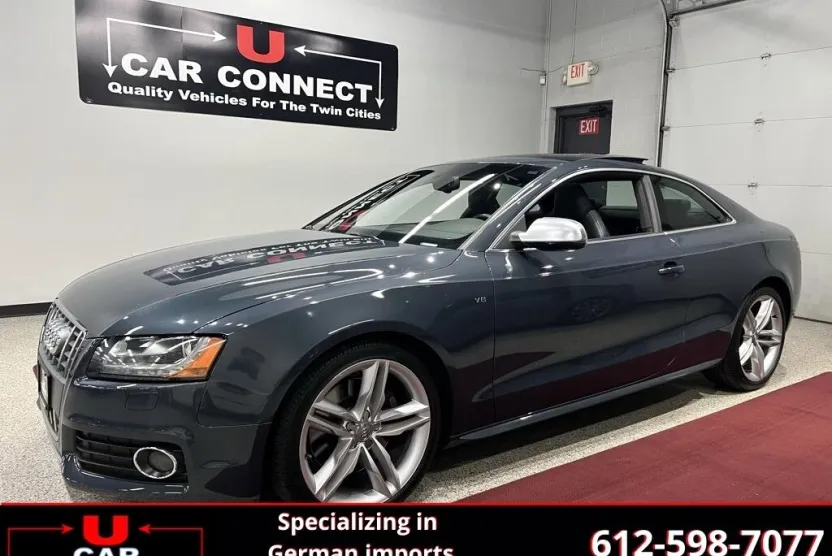 2011 Audi S5 Prestige photo 1