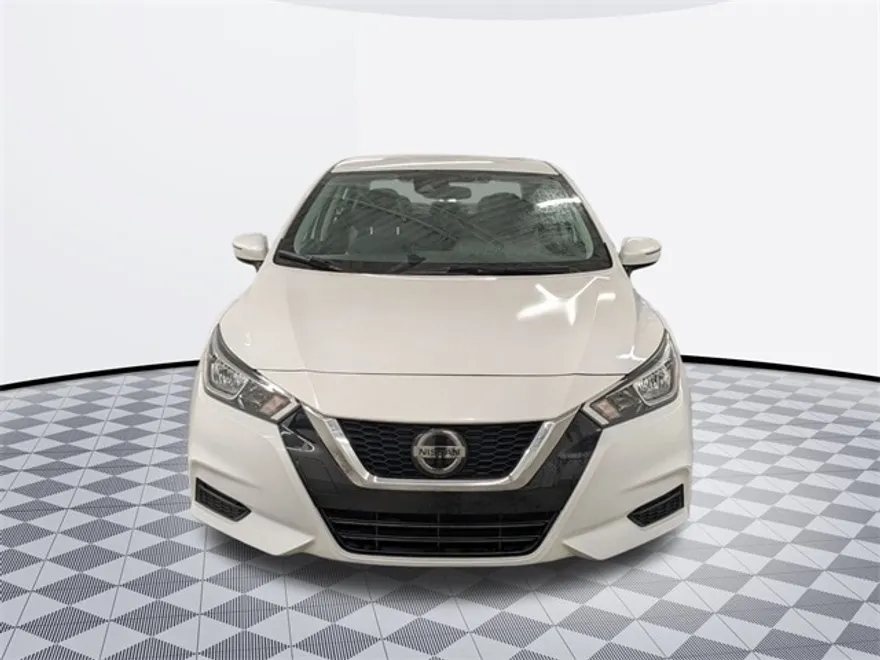2021 Nissan Versa 1.6 SV photo 1