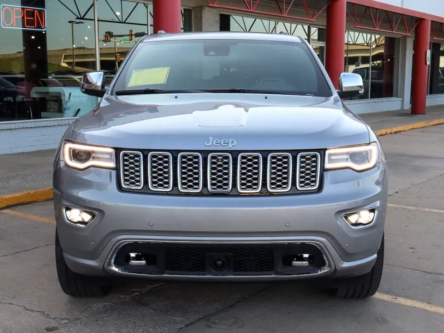 2021 Jeep Grand Cherokee Overland photo 1
